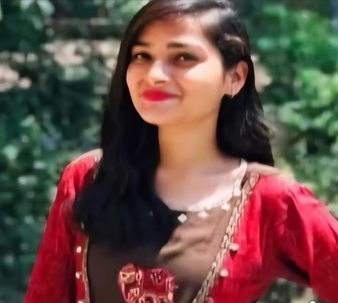 विकासखंड पोखरी की उत्तरों गांव निवासी नेहाबिष्ट ने की यूजीसीनेट परीक्षा उत्तीर्ण, क्षेत्रवासियों ने जताई खुशी।