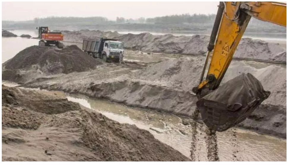 हिमाचल में अवैध खनन आपदा का बड़ा कारण, पंजाब, उत्तराखंड हिमाचल भी खूब फल-फूल रहा माफिया